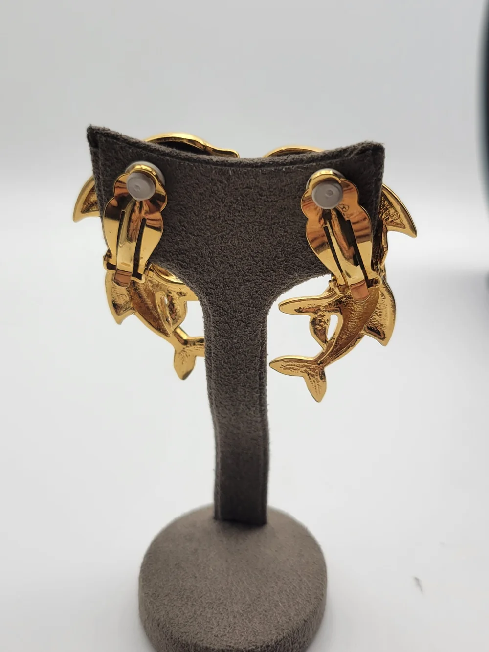 Source Unknown elegant gold